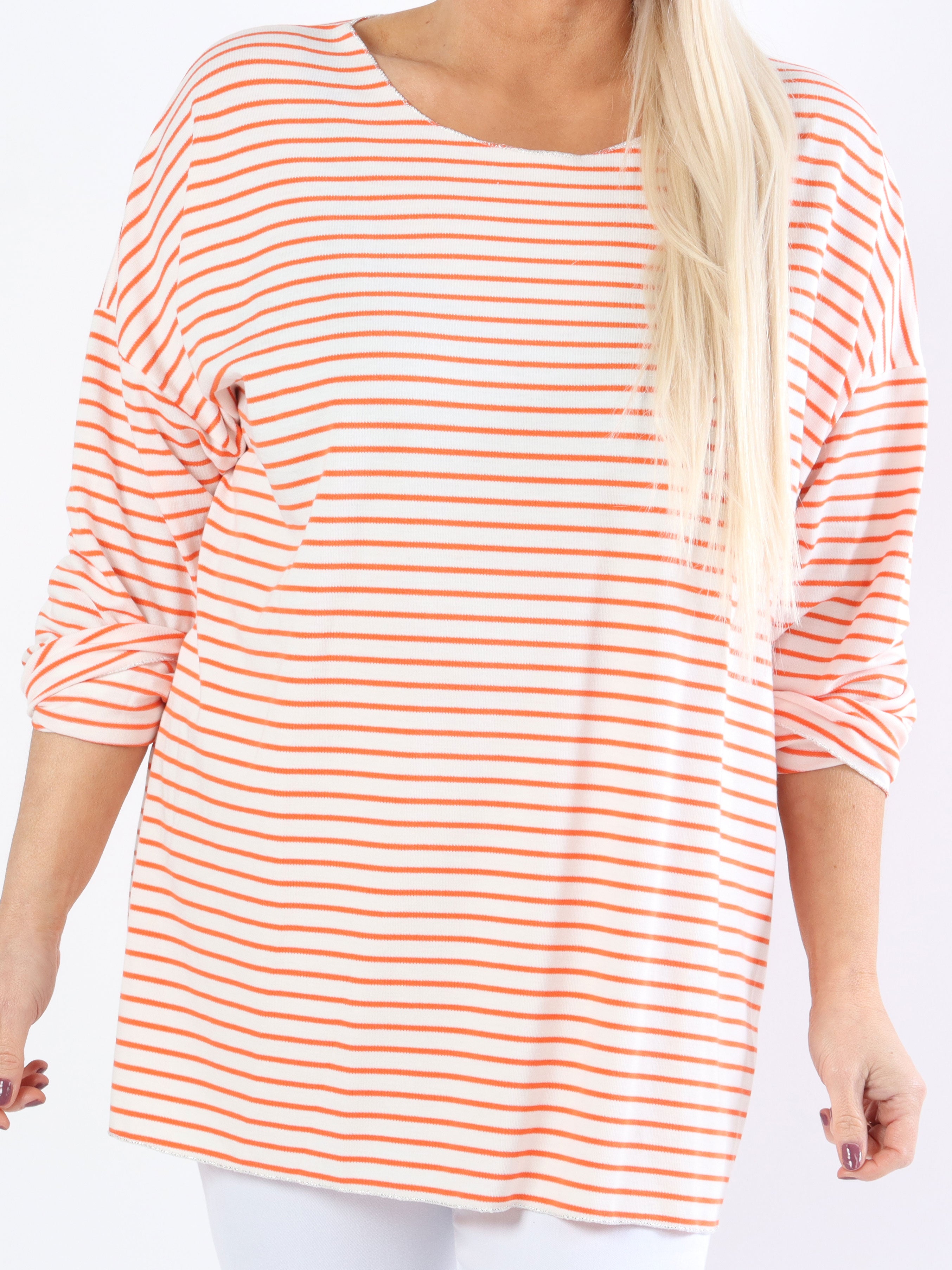 Stripe - Hvid blød plus size bluse med tynde striber